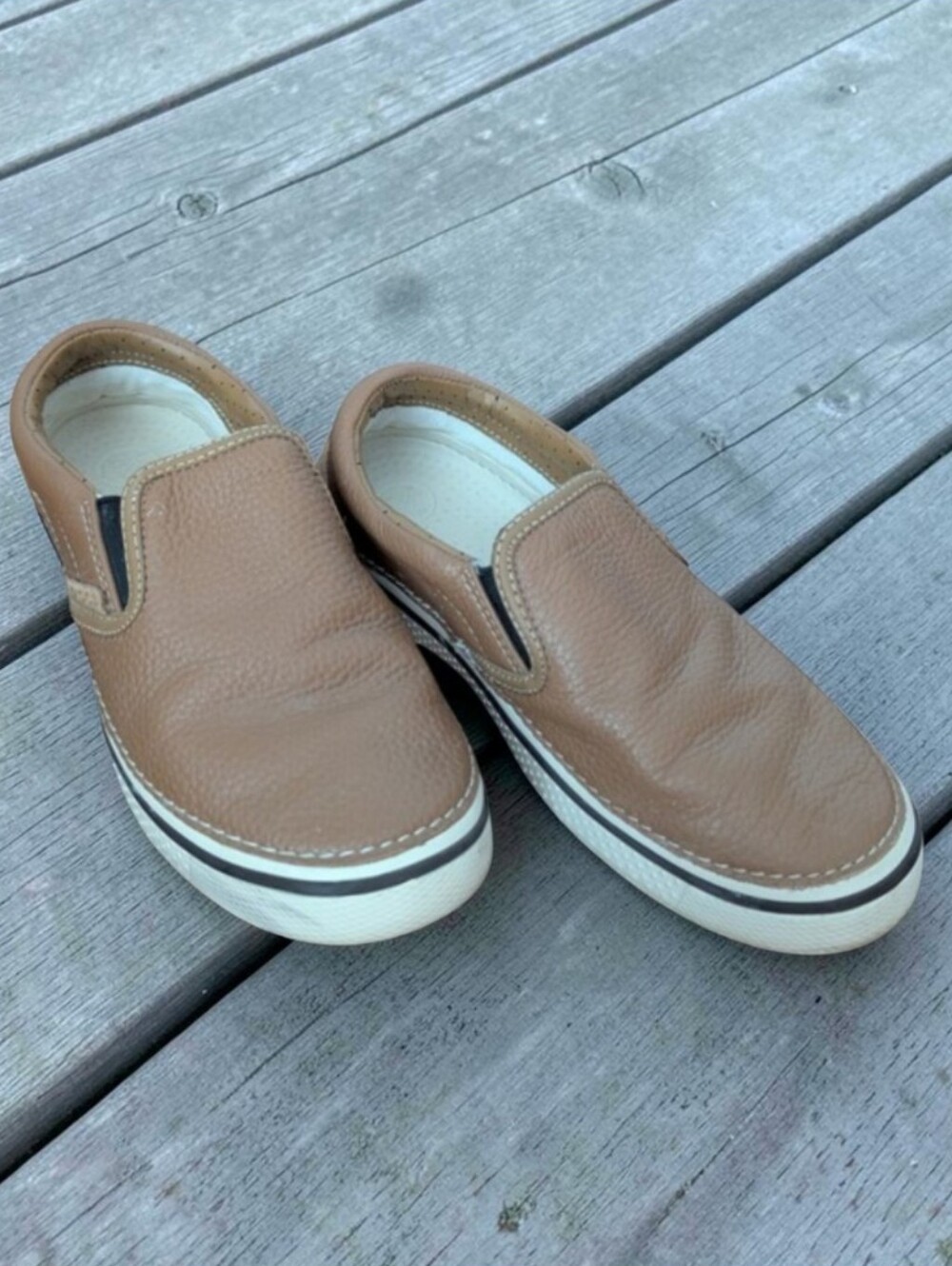 Crocs Leather tan Hoover Slip-On Casual Sneakers Normcore Preppy Comfy M7 W9